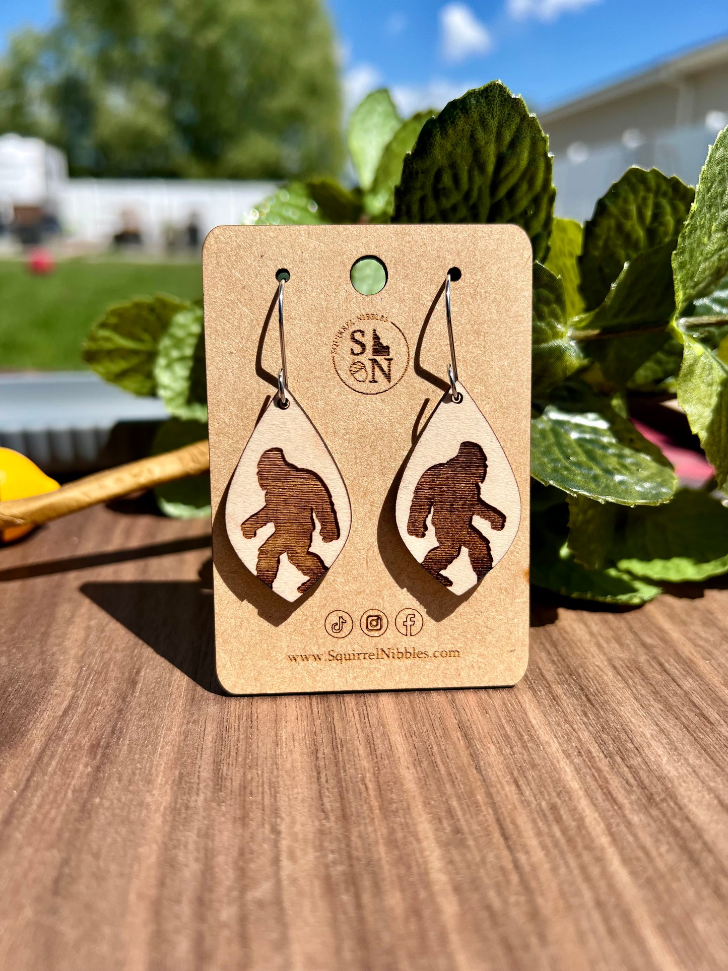 Bigfoot Earring drops