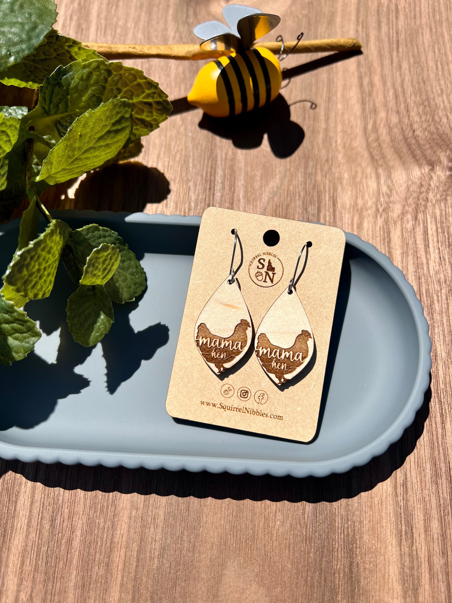 Momma Hen Earring drops