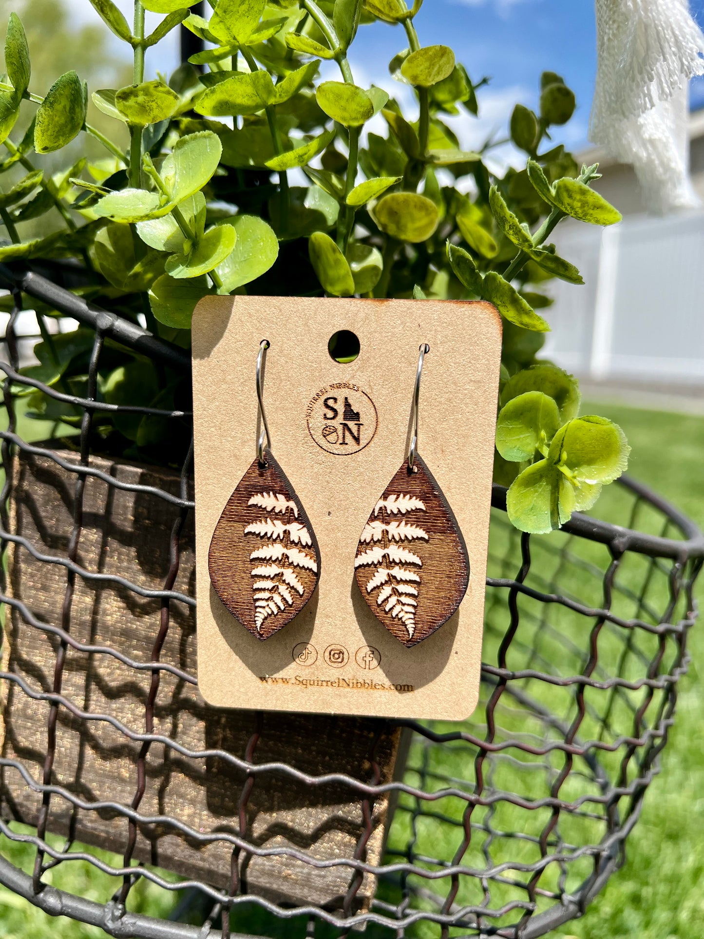 Dark Fern Earring drops